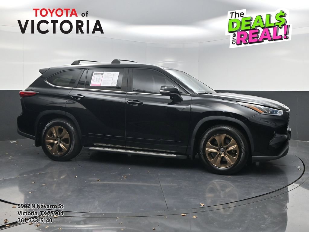 Used 2023 Toyota Highlander Bronze Edition