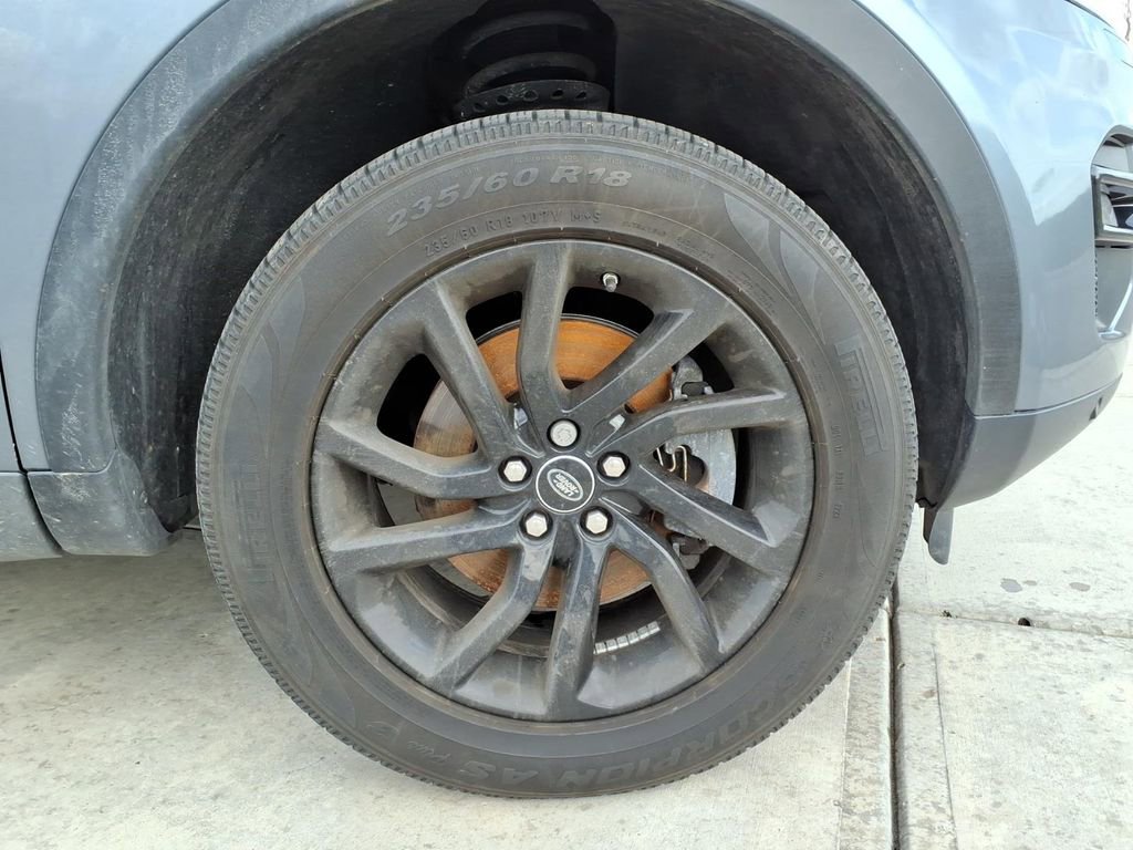 Used 2018 Land Rover Discovery Sport HSE image 9