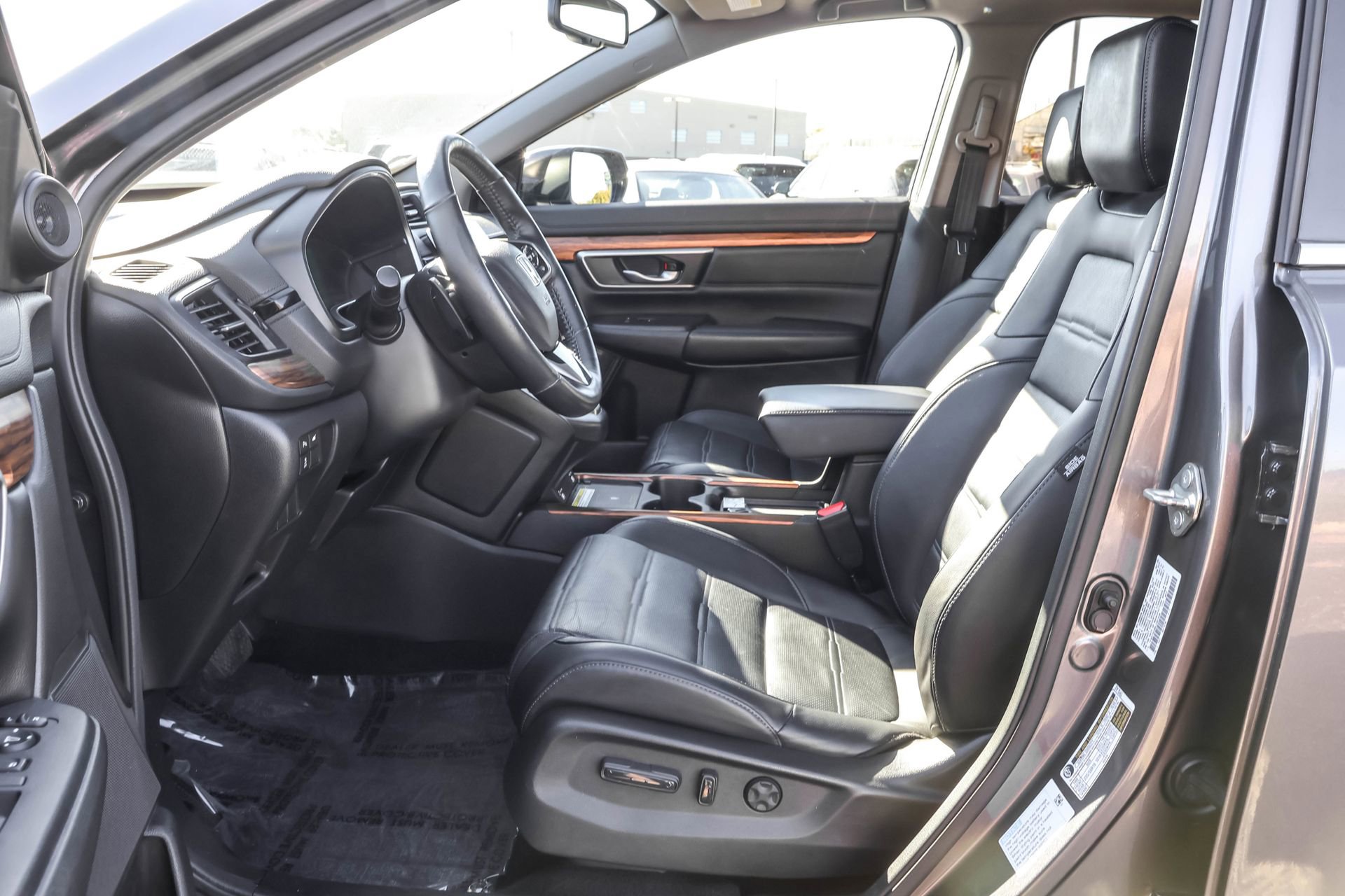 Used 2020 Honda CR-V Touring image 6