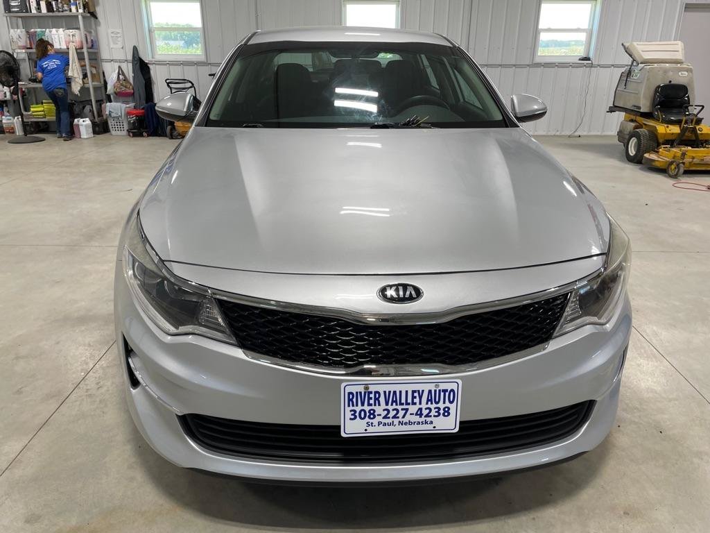 Used 2018 Kia Optima LX FWD image 2