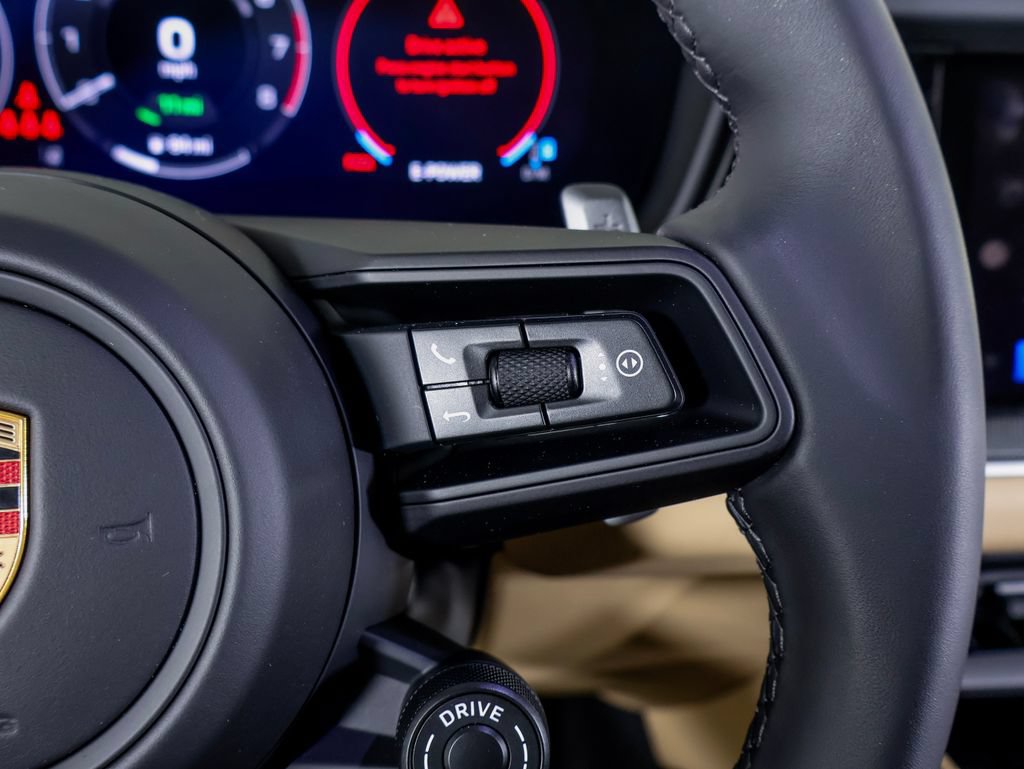 New 2026 Porsche Cayenne E-Hybrid AWD/4WD image 22