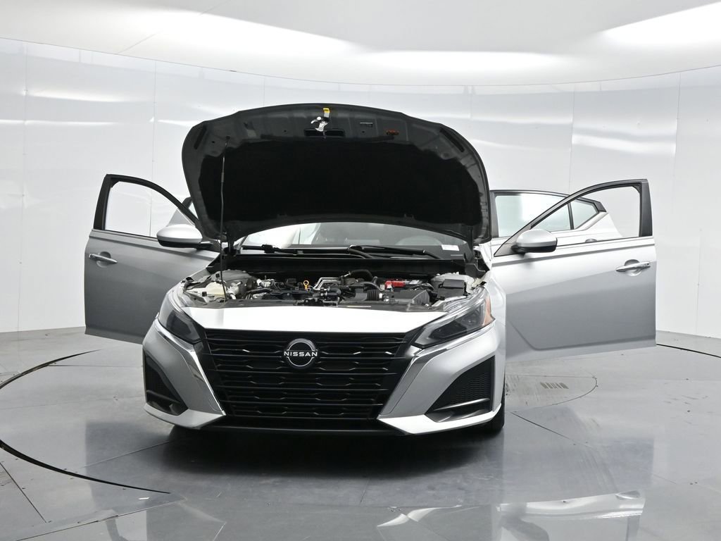 Used 2023 Nissan Altima 2.5 SV image 42