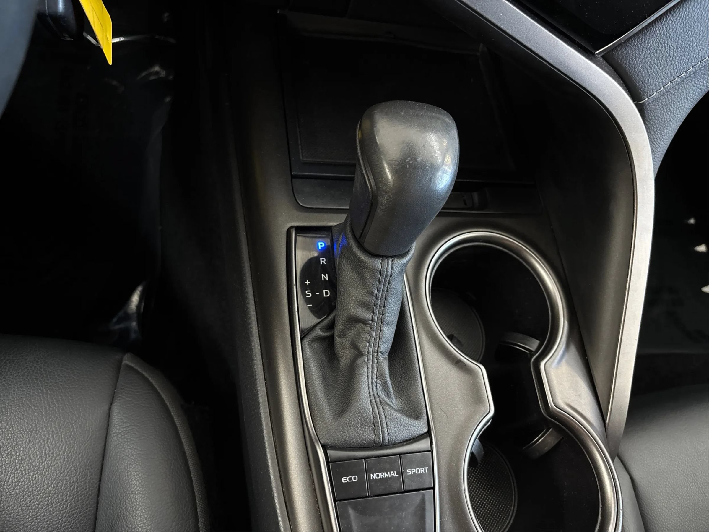 Used 2024 Toyota Camry SE FWD image 41
