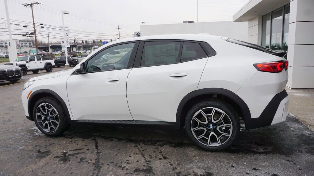 New 2026 BMW X2 xDrive28i w/ Technology Package image 7