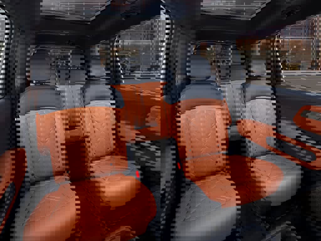 New 2027 Kia Telluride SX w/ Towing Package image 16