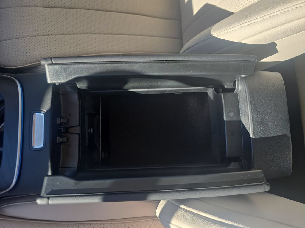 New 2026 Mercedes-Benz E 350 4MATIC Sedan image 26