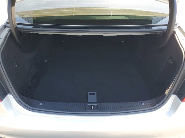 Used 2014 Mercedes-Benz E 350 Sedan image 28