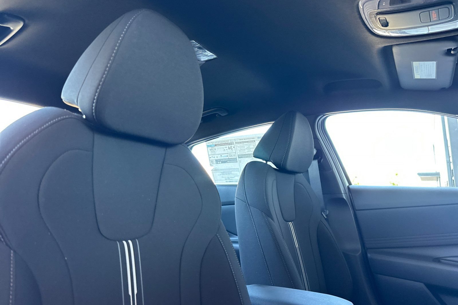 New 2026 Hyundai Elantra Sport FWD image 15