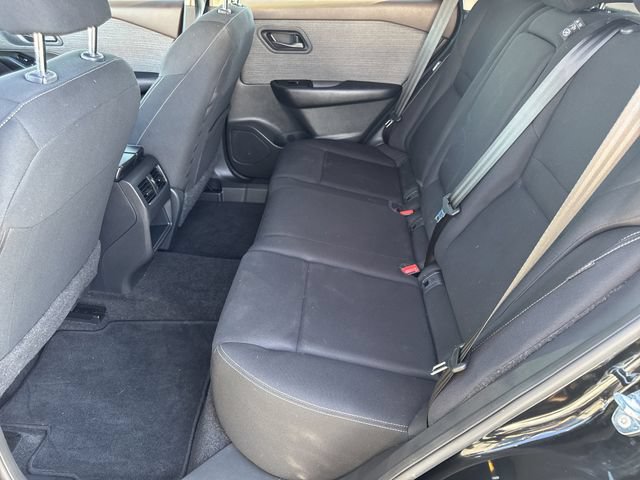 Used 2023 Nissan Rogue S AWD/4WD image 13