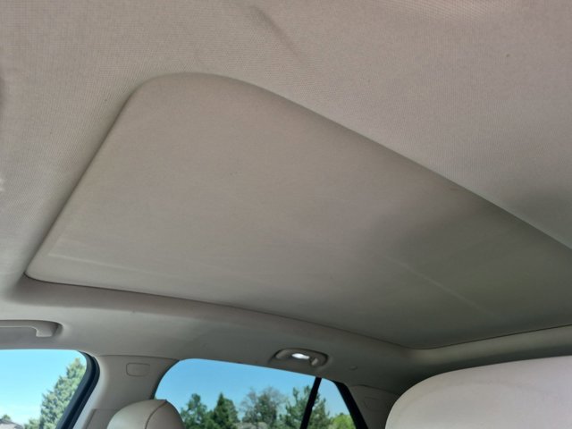 Used 2023 Buick Envision Avenir AWD/4WD image 24