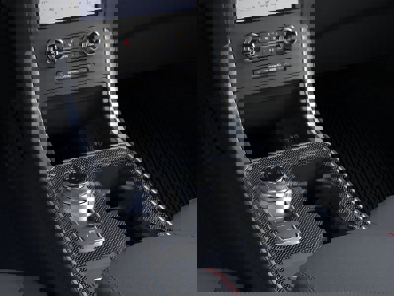 New 2024 Ford Edge ST-Line w/ Class II Trailer Tow Package image 15