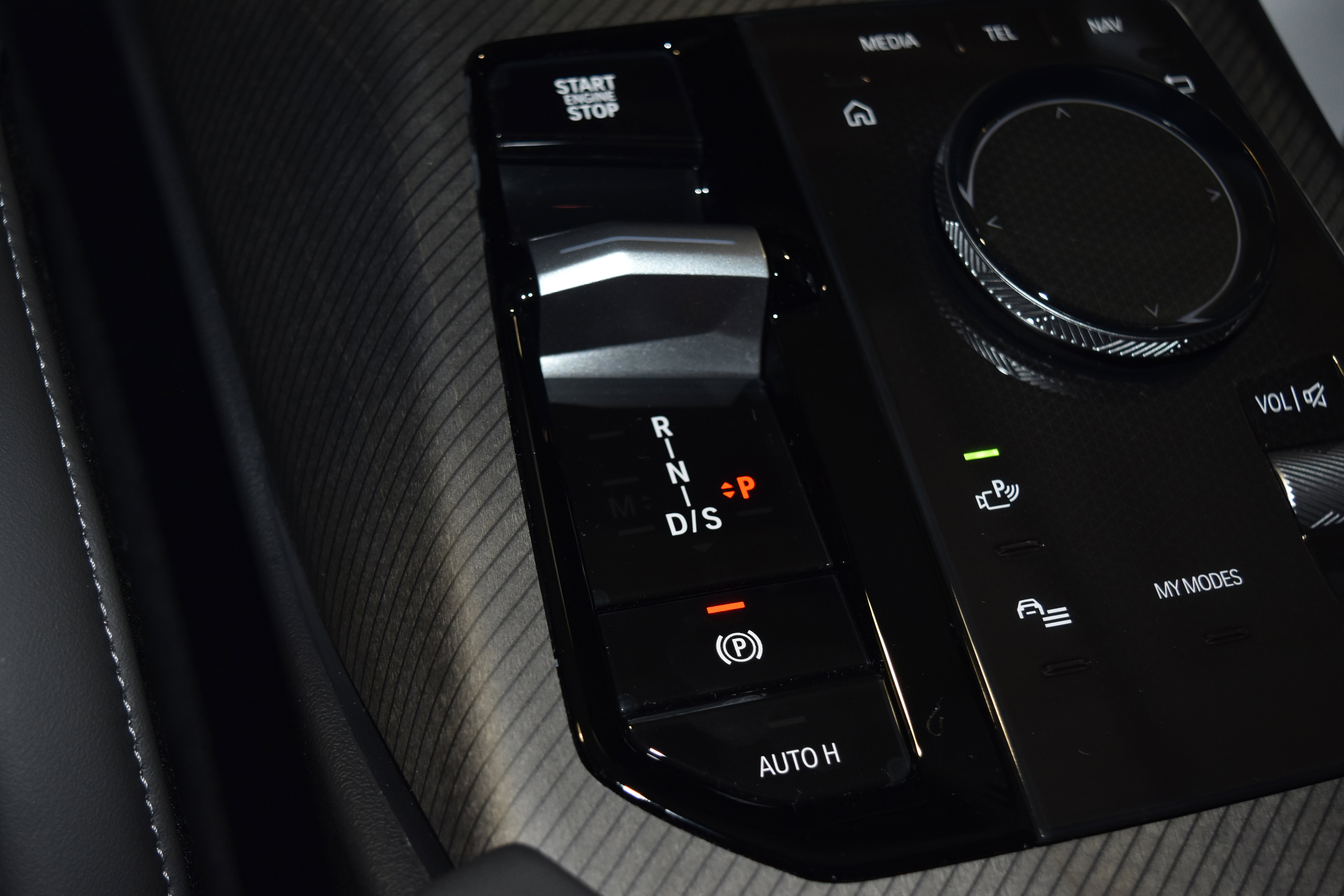 New 2026 BMW X3 xDrive30 w/ Premium Package image 13