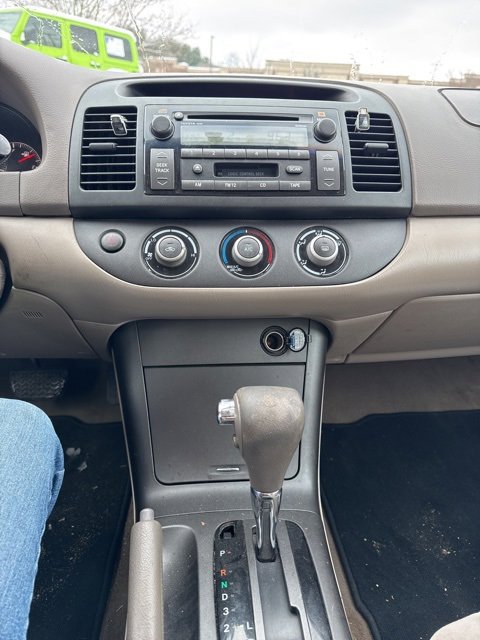 Used 2005 Toyota Camry SE image 10