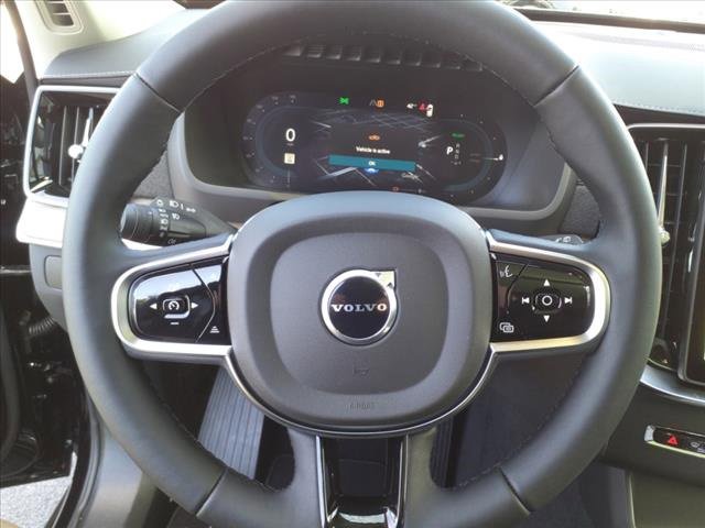 Used 2025 Volvo XC90 T8 Plus w/ Protection Package Premier image 15