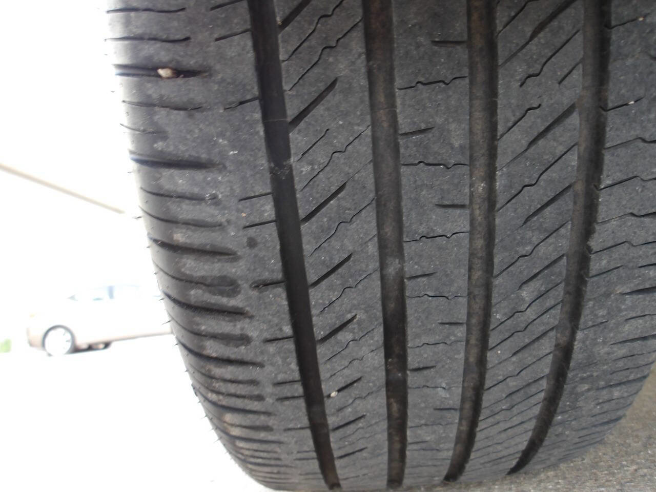 Used 2013 Hyundai Veloster w/ Tech Pkg FWD image 52