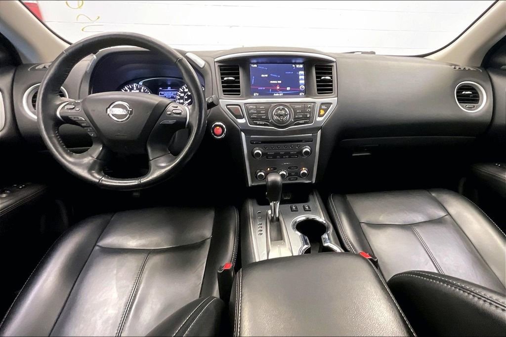 Used 2019 Nissan Pathfinder SL FWD image 14