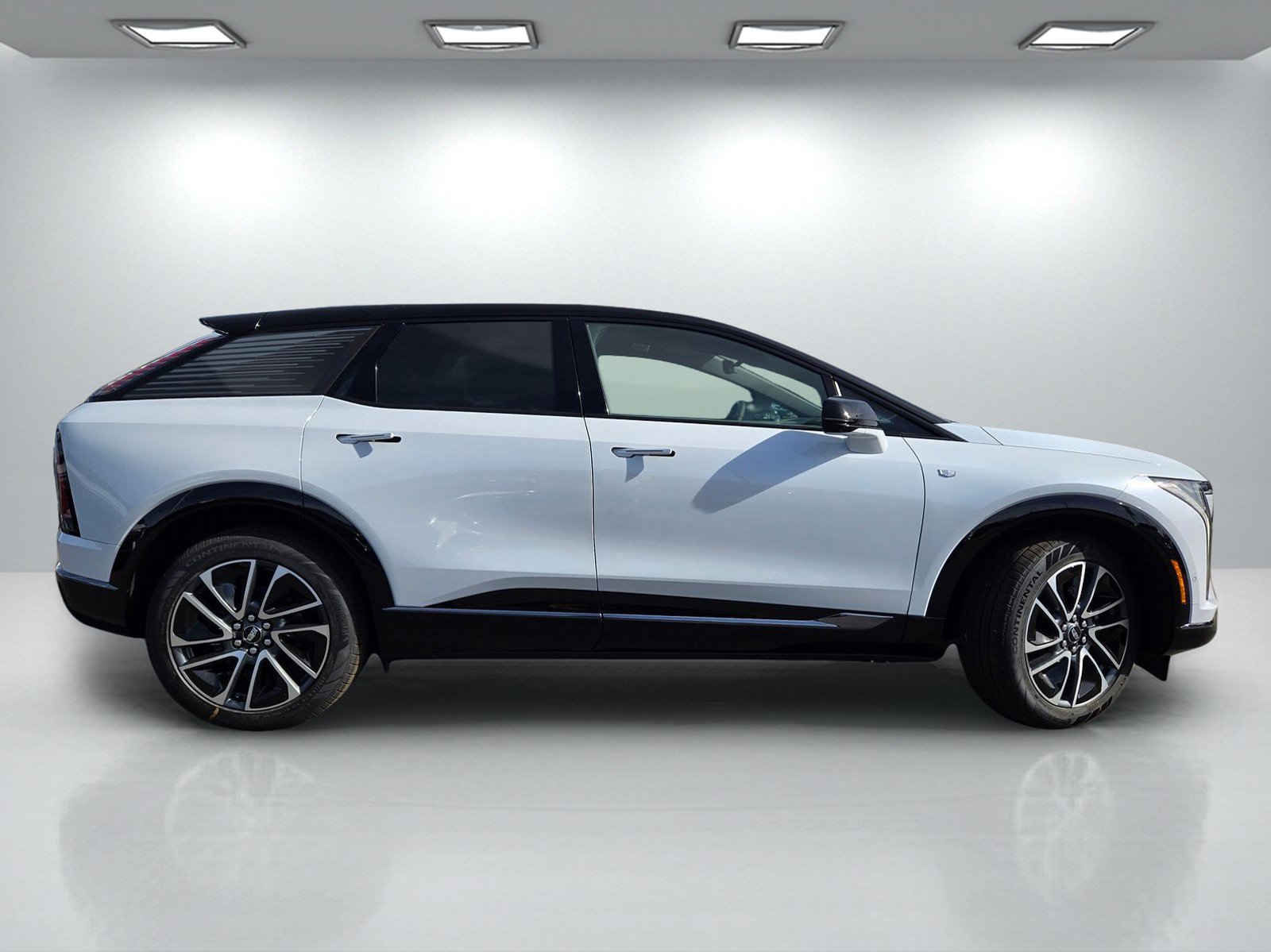 New 2026 Cadillac Optiq Sport 1 image 3