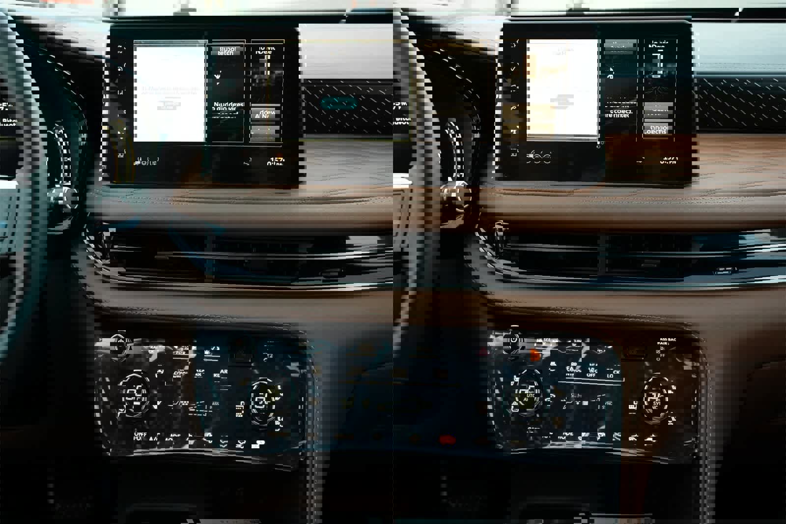 New 2026 INFINITI QX60 Autograph image 13