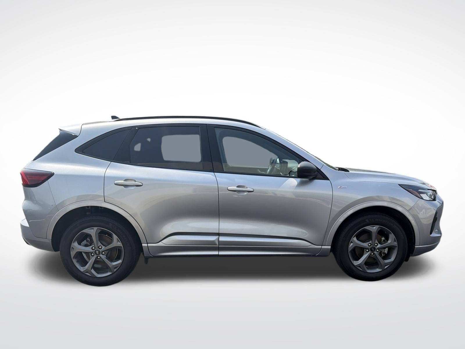 Used 2024 Ford Escape ST-Line w/ Tech Pack #1 AWD/4WD image 7