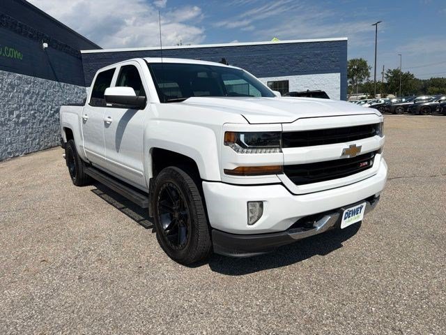 Used 2017 Chevrolet Silverado 1500 LT w/ All Star Edition AWD/4WD image 7
