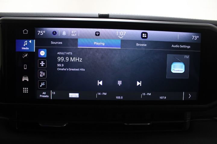 Used 2025 Jeep Wrangler Unlimited Rubicon image 3