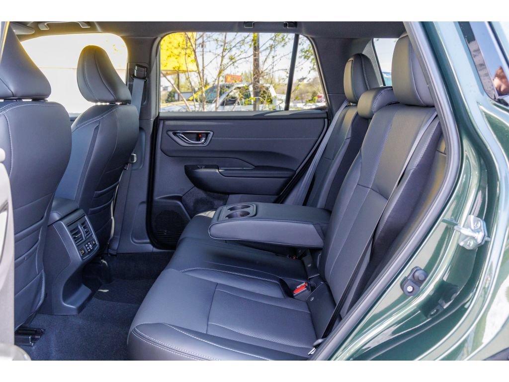 Used 2026 Subaru Outback Touring AWD/4WD image 13