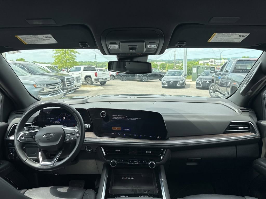 Used 2025 Chevrolet Tahoe Z71 AWD/4WD image 24