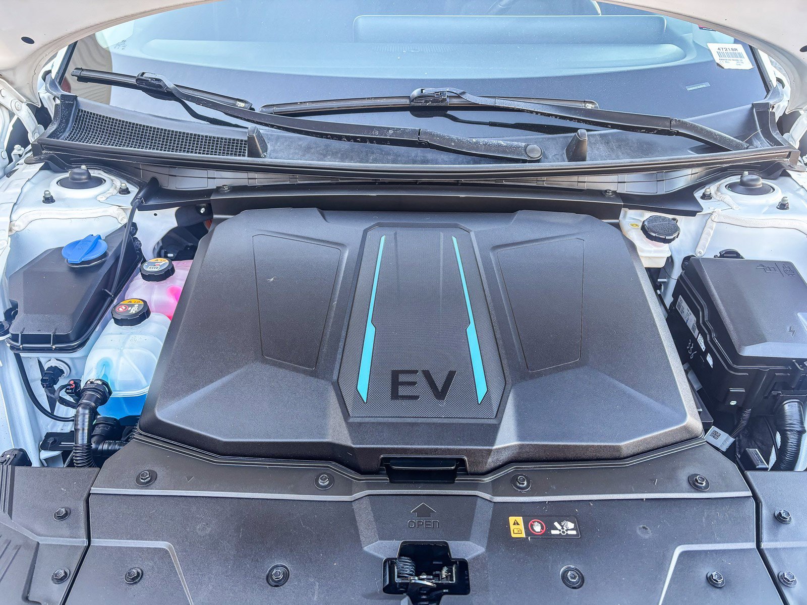 Used 2022 Hyundai Ioniq 5 SE w/ Cargo Package image 14