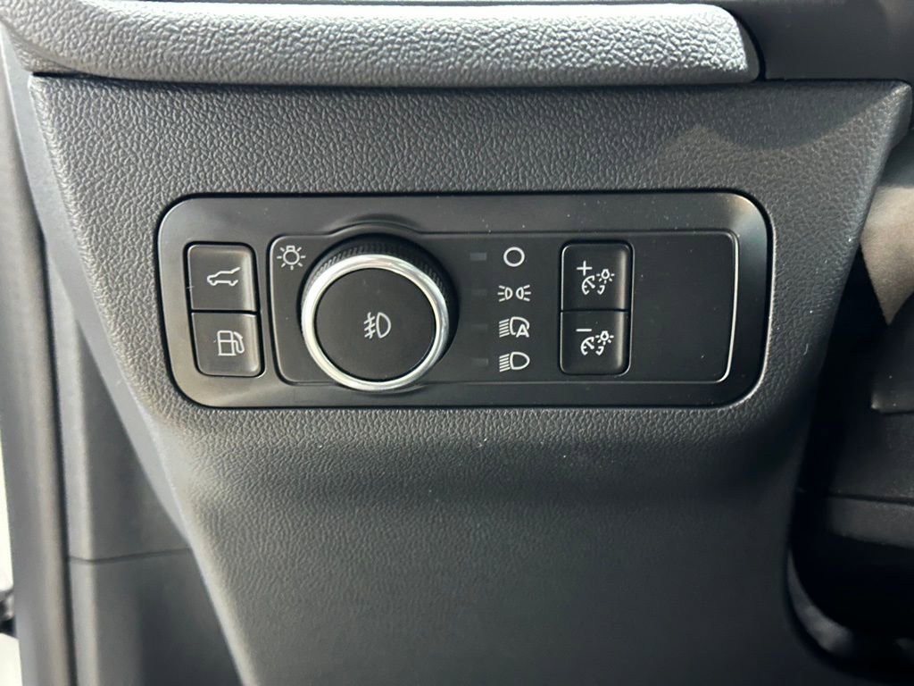 New 2025 Ford Escape ST-Line Select w/ Tech Pack #2 AWD/4WD image 13