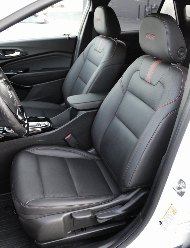 Used 2024 Chevrolet Trax RS w/ Driver Confidence Package image 21