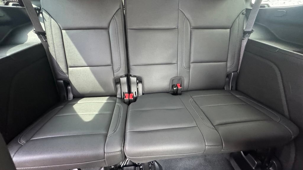 Used 2023 Chevrolet Tahoe Z71 AWD/4WD image 12