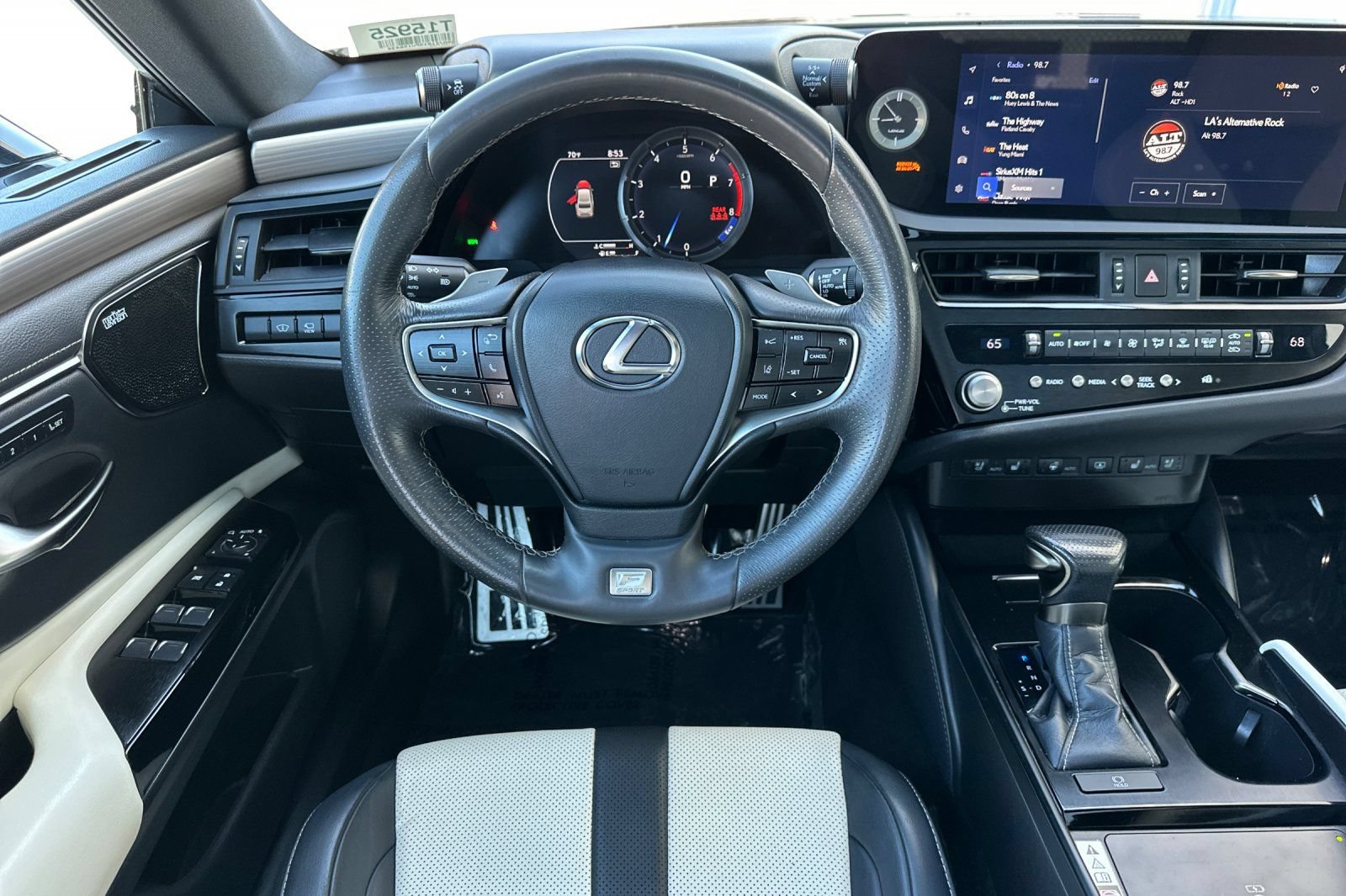 Used 2023 Lexus ES 350 F Sport w/ Accessory Package (Z2) FWD image 17