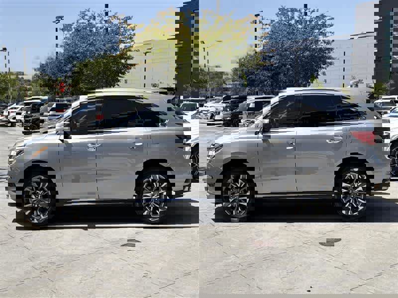 Used 2017 Acura MDX FWD w/ Technology Package image 3