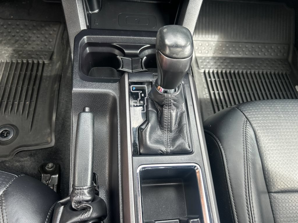 Certified 2018 Toyota Tacoma TRD Sport AWD/4WD image 28