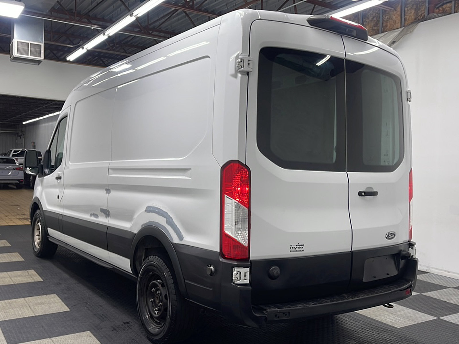 Used 2020 Ford Transit 250 Medium Roof w/ Interior Upgrade Package RWD image 12