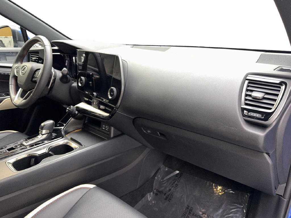 Used 2023 Lexus NX 250 FWD w/ Towing Package (2000 Lbs) image 53