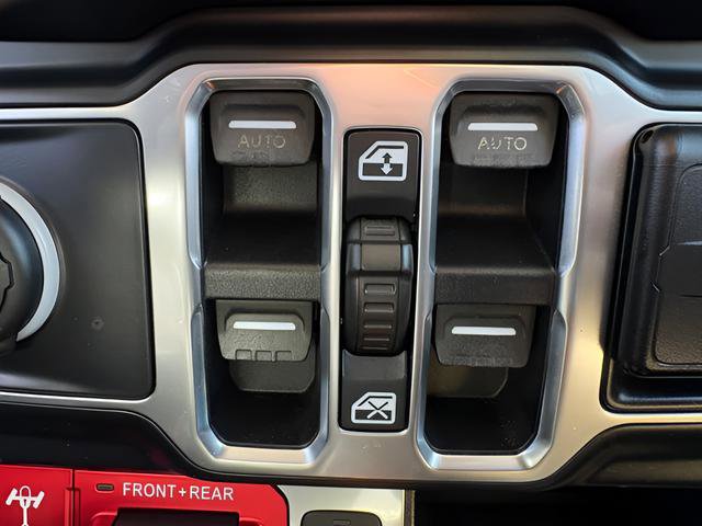 Used 2019 Jeep Wrangler Unlimited Rubicon AWD/4WD image 13