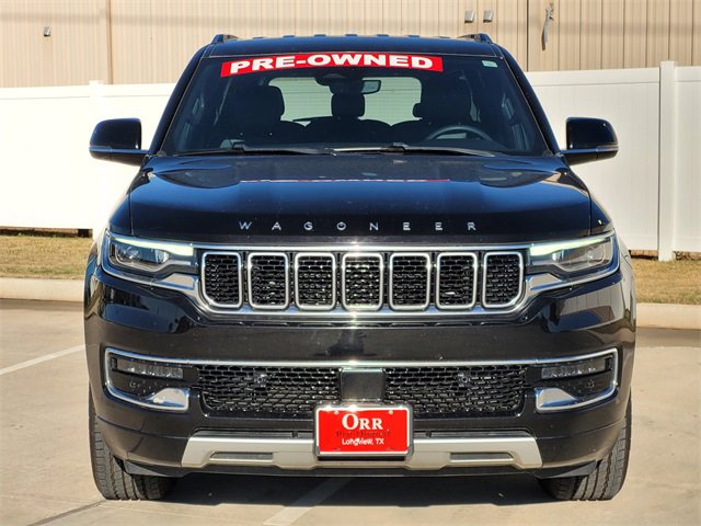 Used 2024 Jeep Wagoneer L Series II w/ Flexible Seating Group image 2