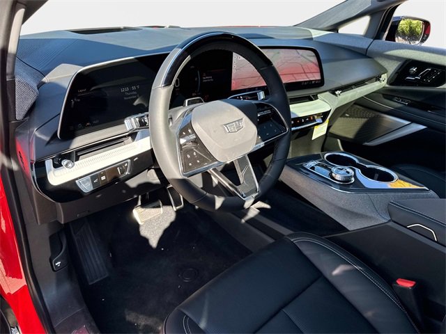 New 2026 Cadillac Optiq Sport 2 image 18