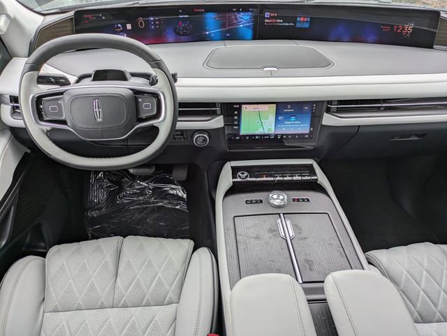 New 2026 Lincoln Navigator L Black Label AWD/4WD image 15