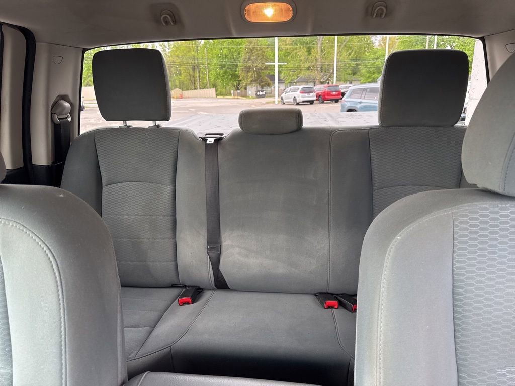 Used 2014 RAM 1500 Express RWD image 35