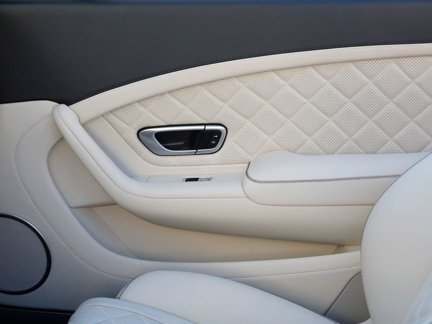 Used 2017 Bentley Continental GT V8 S image 15