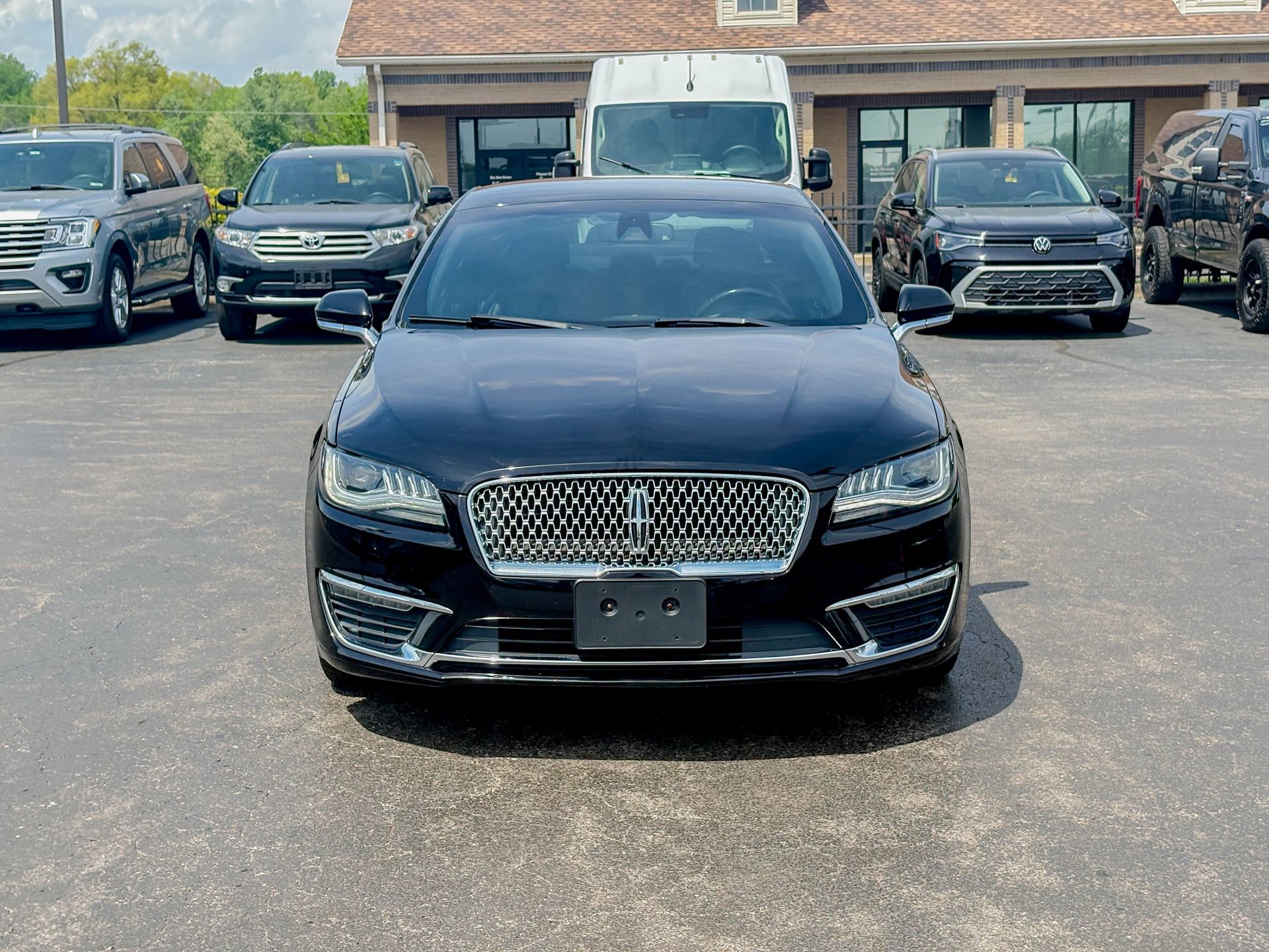 Used 2019 Lincoln MKZ Reserve FWD image 4