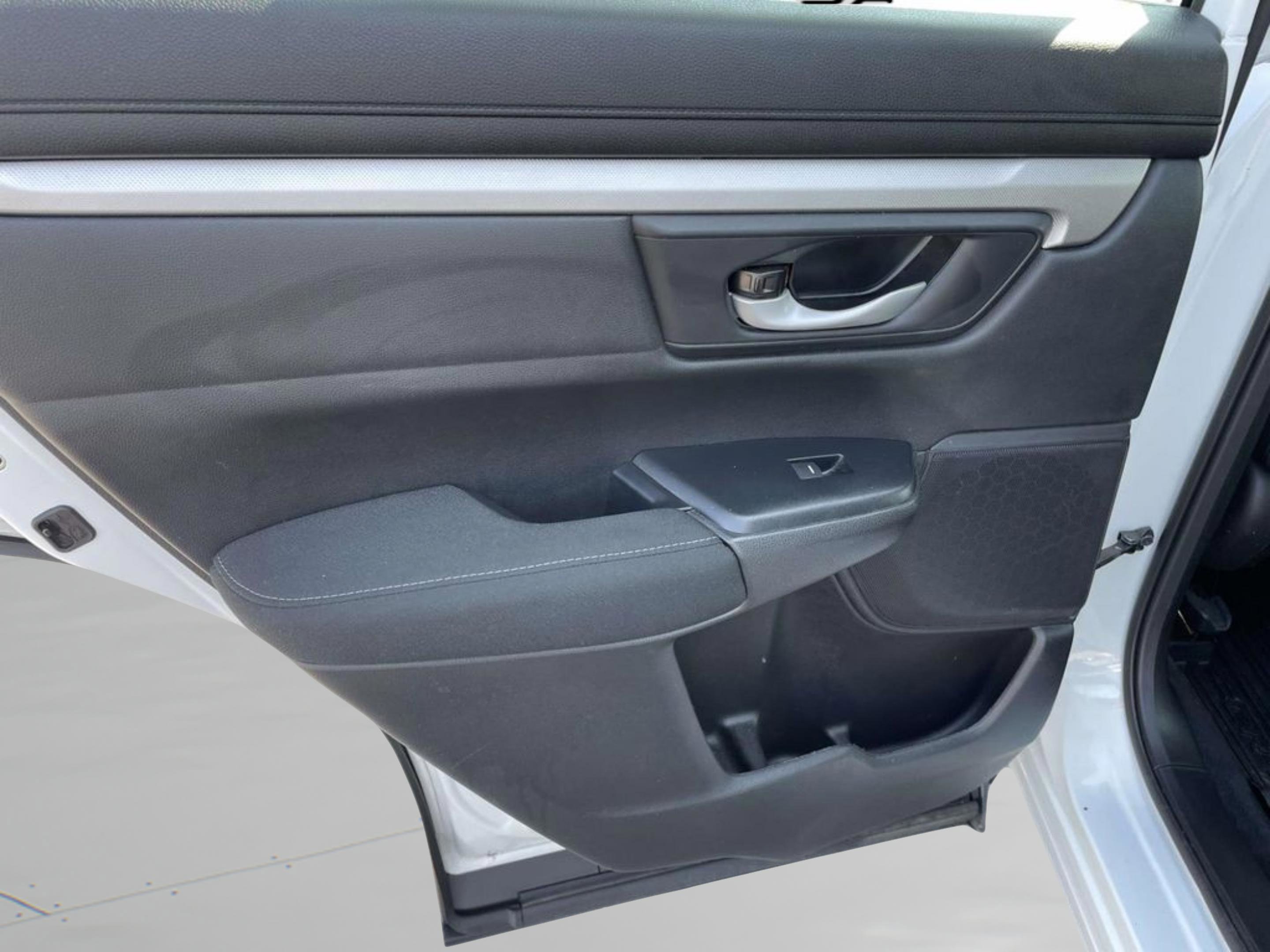 Used 2022 Honda CR-V Special Edition image 13
