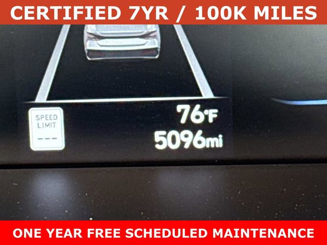 Used 2025 Hyundai Elantra Sport FWD image 28