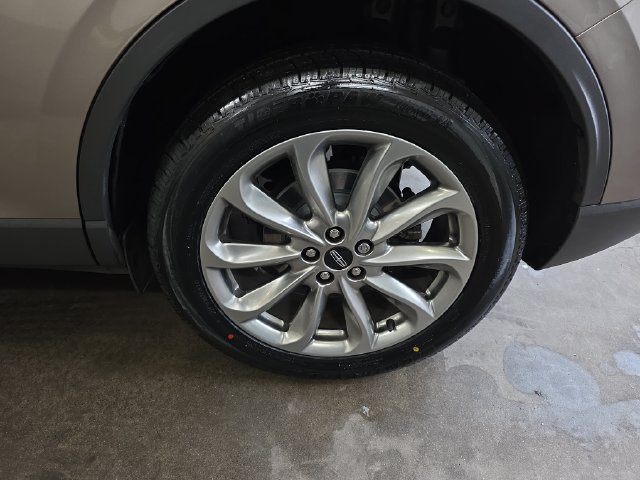 Used 2020 Lincoln Corsair AWD w/ Premium Package image 33