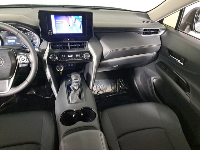 Used 2024 Toyota Venza LE image 17