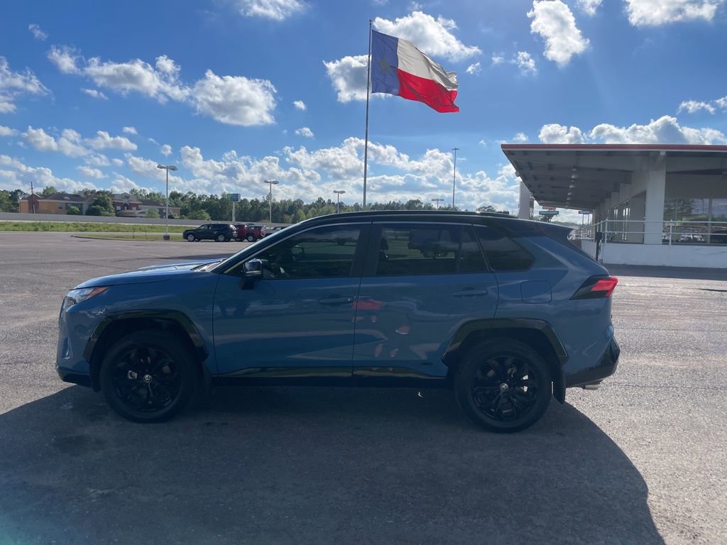 Used 2024 Toyota RAV4 XSE w/ Advanced Technology Package image 9