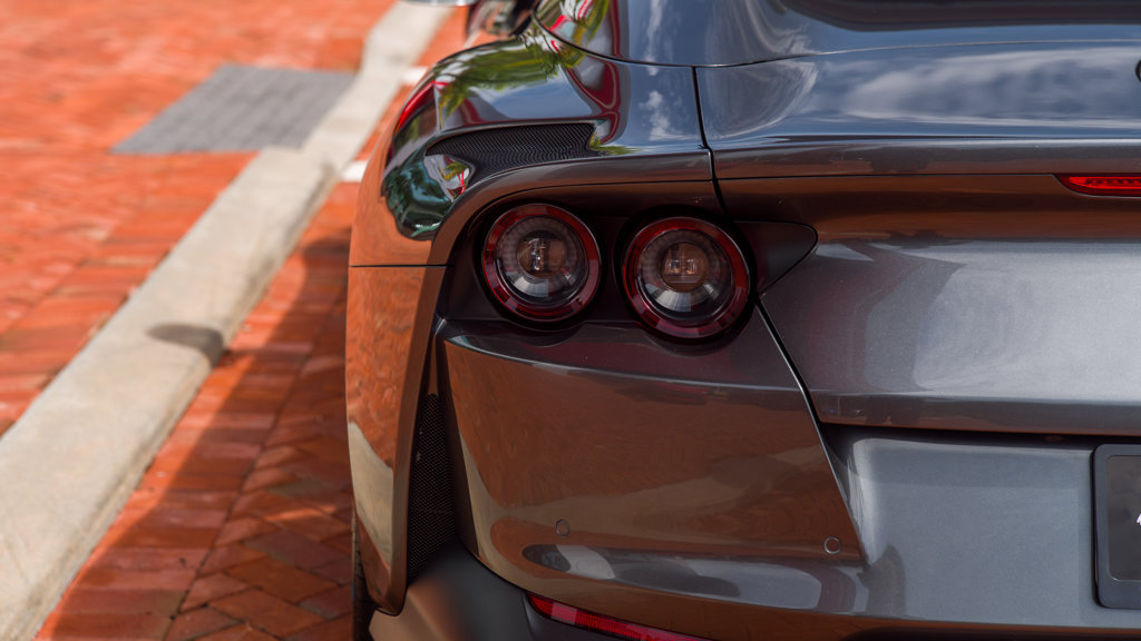Used 2021 Ferrari 812 GTS RWD image 34