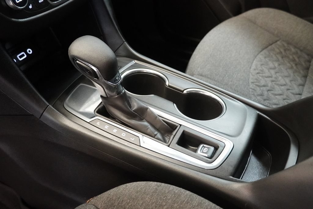 Used 2024 Chevrolet Equinox LT FWD image 23